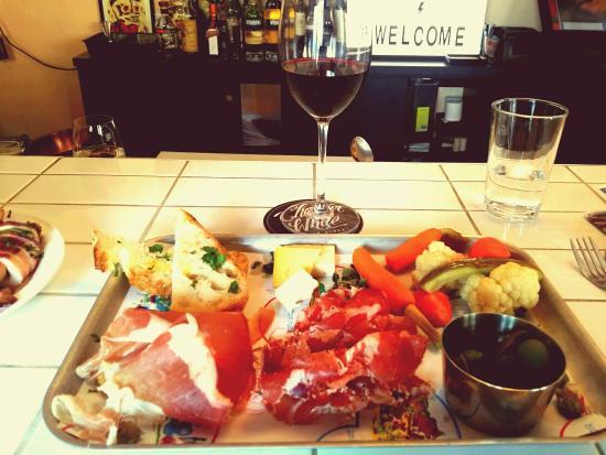 Chester White Cured Diner